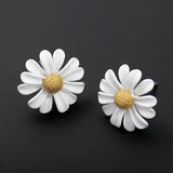 Korean Style Cute Small Daisy Flower Stud Earrings for Women Girls Sweet Statement Asymmetrical Earring Party Jewelry Gifts