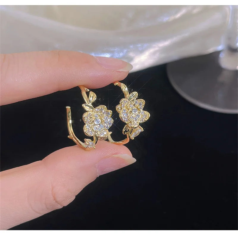Exquisite Leaves Crystal Flower Stud Earrings for Women AAA Zircon Rose Butterfly Tassel Earring Bride Wedding Party Jewelry