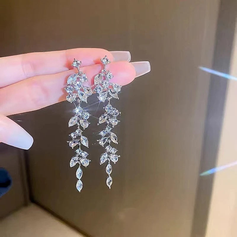 Exquisite Leaves Crystal Flower Stud Earrings for Women AAA Zircon Rose Butterfly Tassel Earring Bride Wedding Party Jewelry