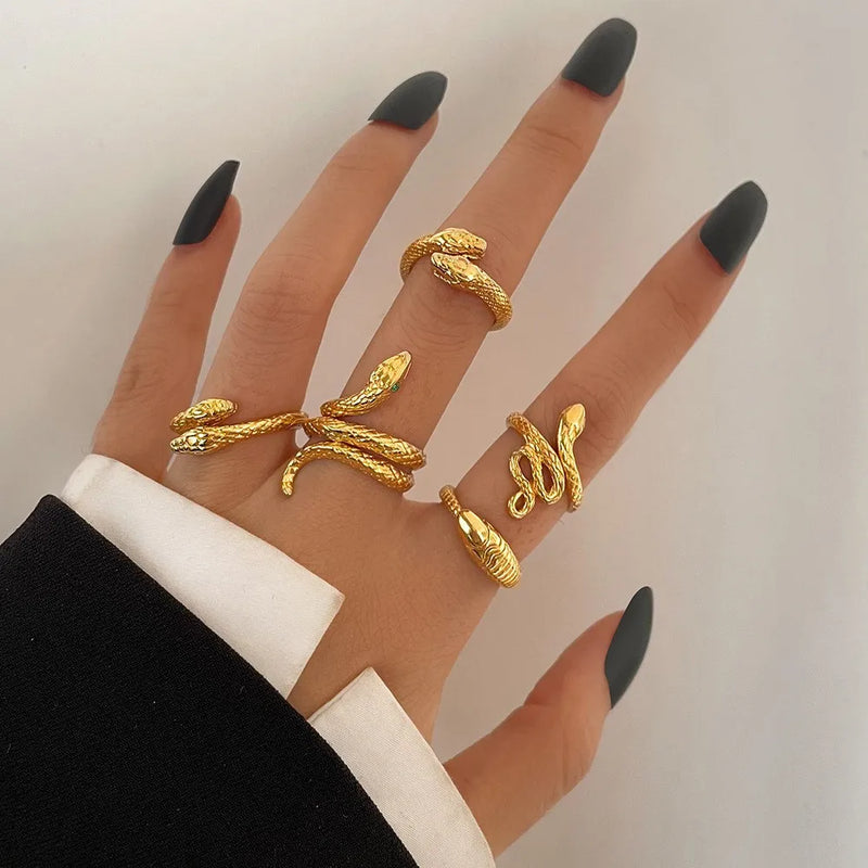 Gold Rings Set 5pc - Beauty & Butterflies