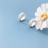 Korean Style Cute Small Daisy Flower Stud Earrings for Women Girls Sweet Statement Asymmetrical Earring Party Jewelry Gifts